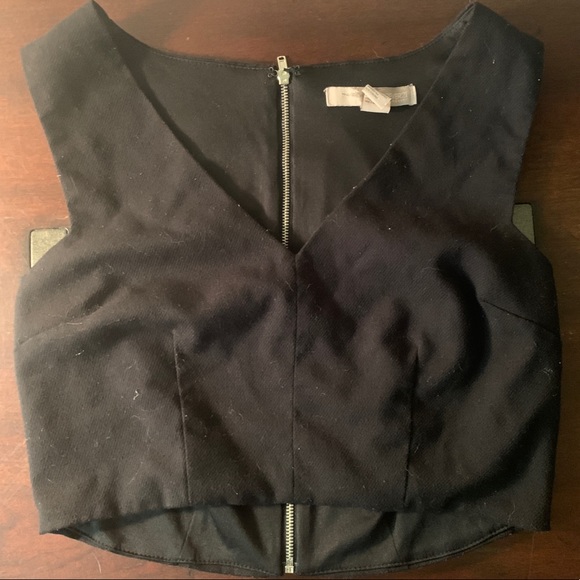 F21 Black Crop V Neck Top ZIP Back - Picture 11 of 11